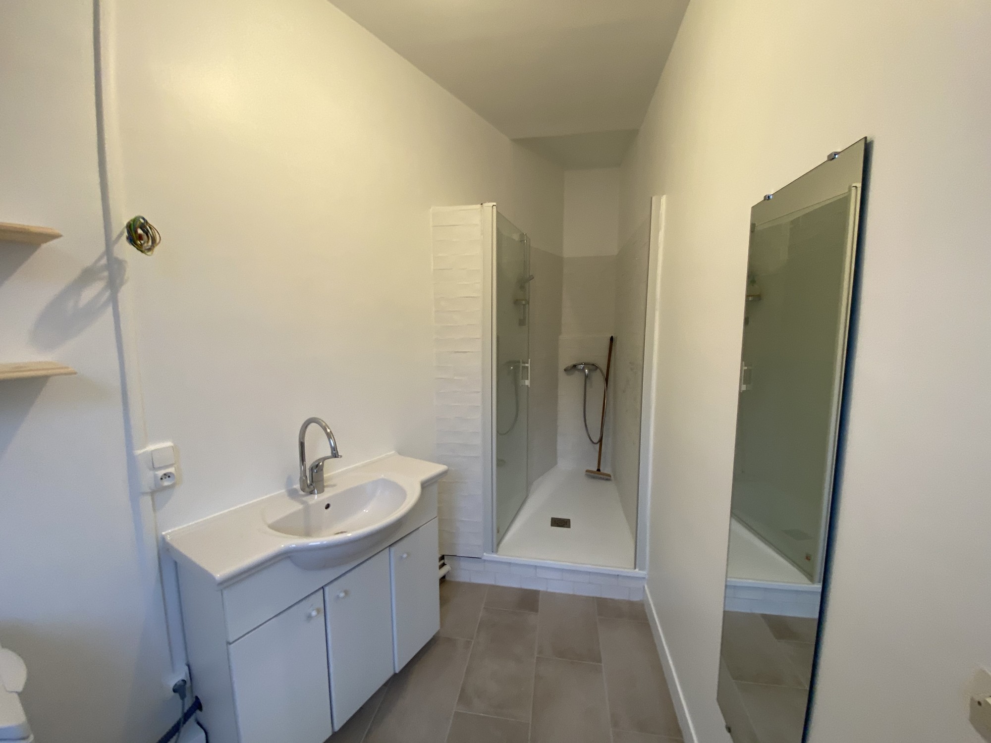 Rénovation contemporaine : Marbre, Ardoise & faïence — photo 1